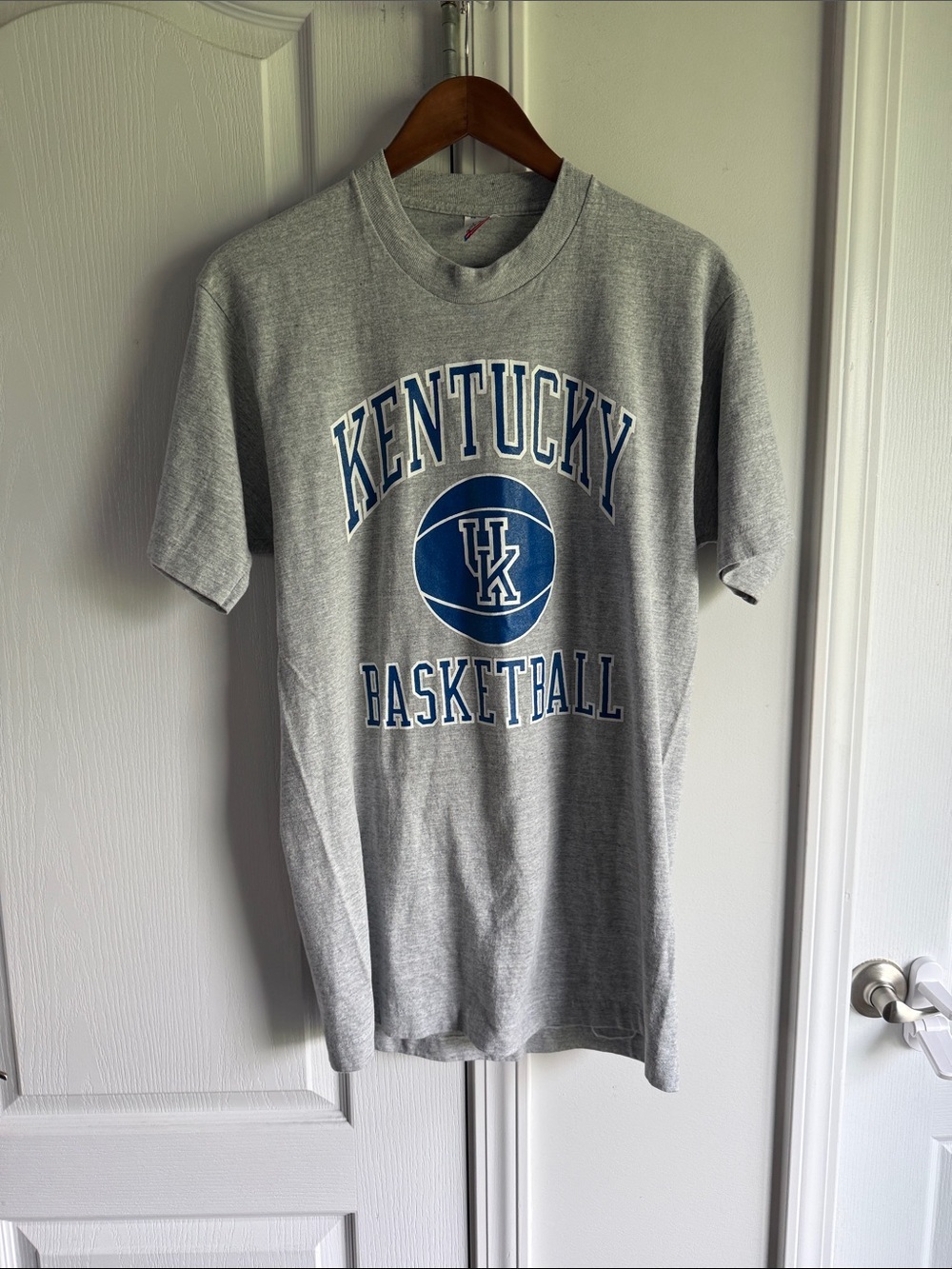 Single stitch vintage Kentucky basketball tshirt
